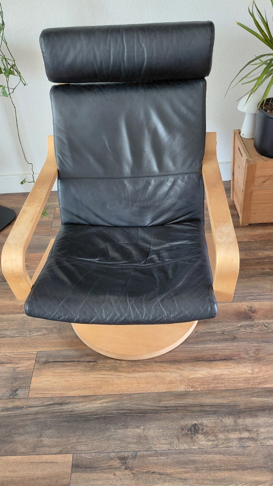IKEA Poang draaistoel met leren zitting, Ophalen, Gebruikt, Zwart, Eén