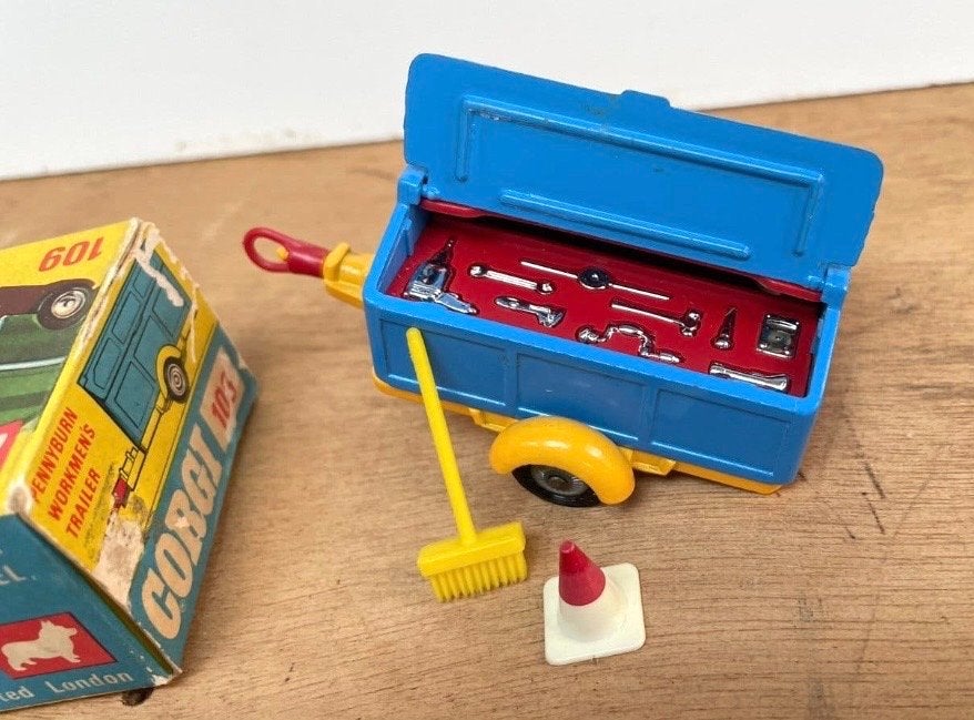 Corgi Toys Pennyburn Workmens Trailer 109 met doos, Ophalen of Verzenden, Gebruikt, Overige typen, Corgi