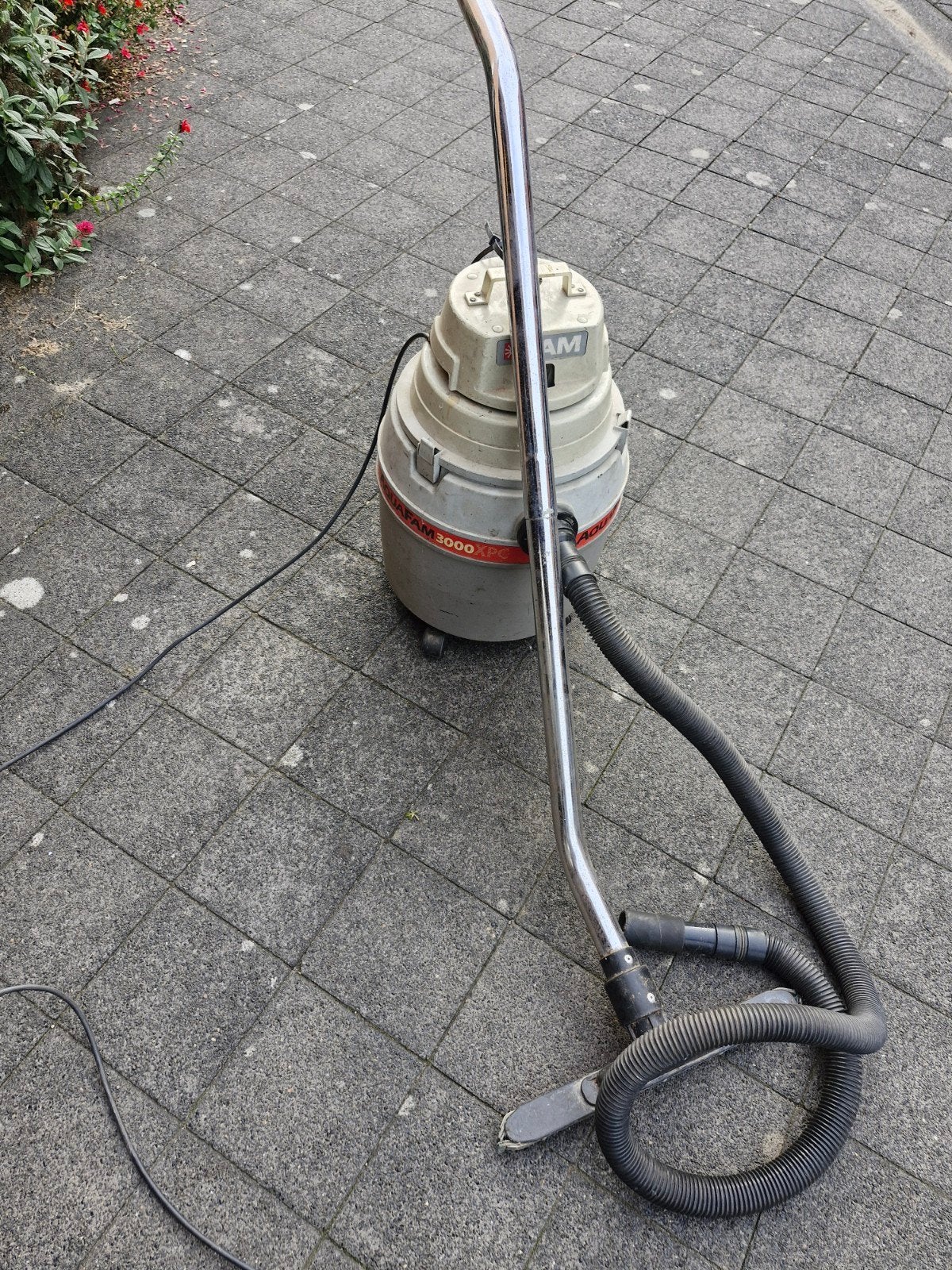 FAM Industriële Stofzuiger 1100W - Type 6303C, Ophalen, Gebruikt