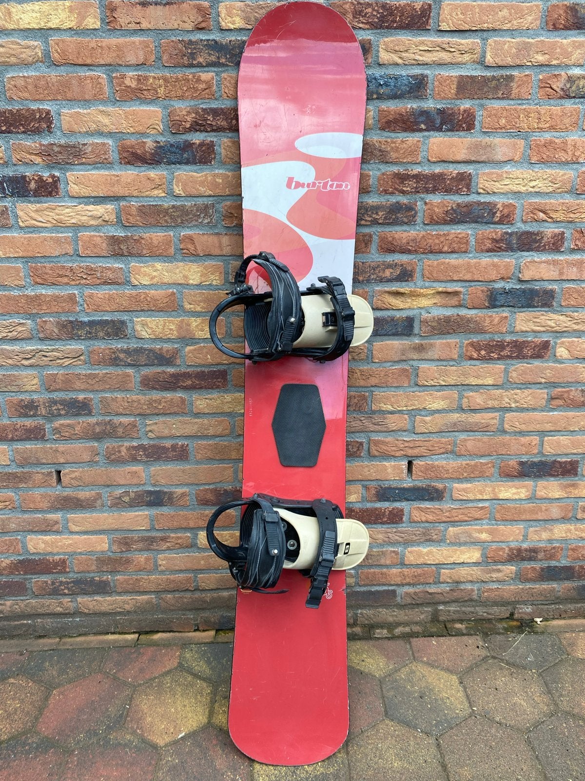 Burton Snowboard met bindingen - Rood/Wit, Ophalen, Gebruikt, Board