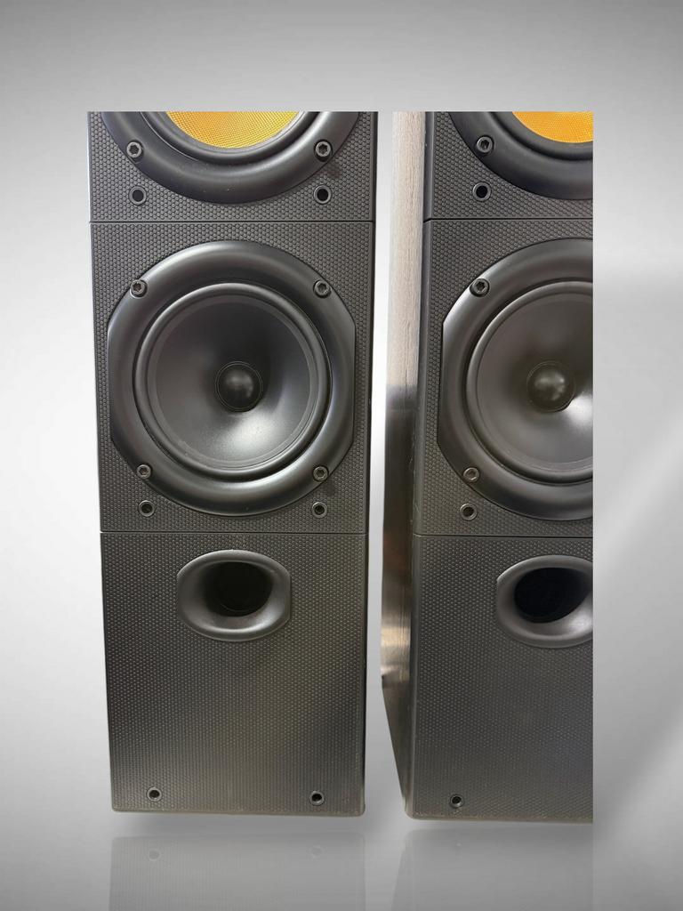 B&W DM603, Audio, Tv en Foto, Luidsprekers, B&W, Zo goed als nieuw, Minder dan 60 watt, Ophalen