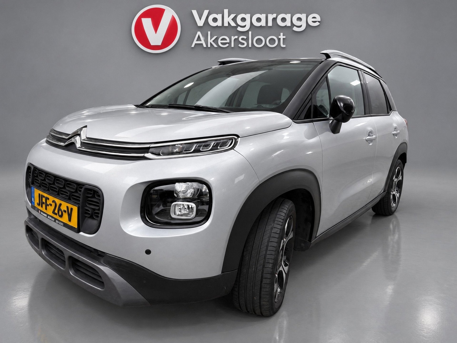Citroen C3 AIRCROSS 1.2 PureTech S&S Shine / Parkeersensoren, Auto's, Gebruikt, Bedrijf, Verwarmde buitenspiegels, 600 kg