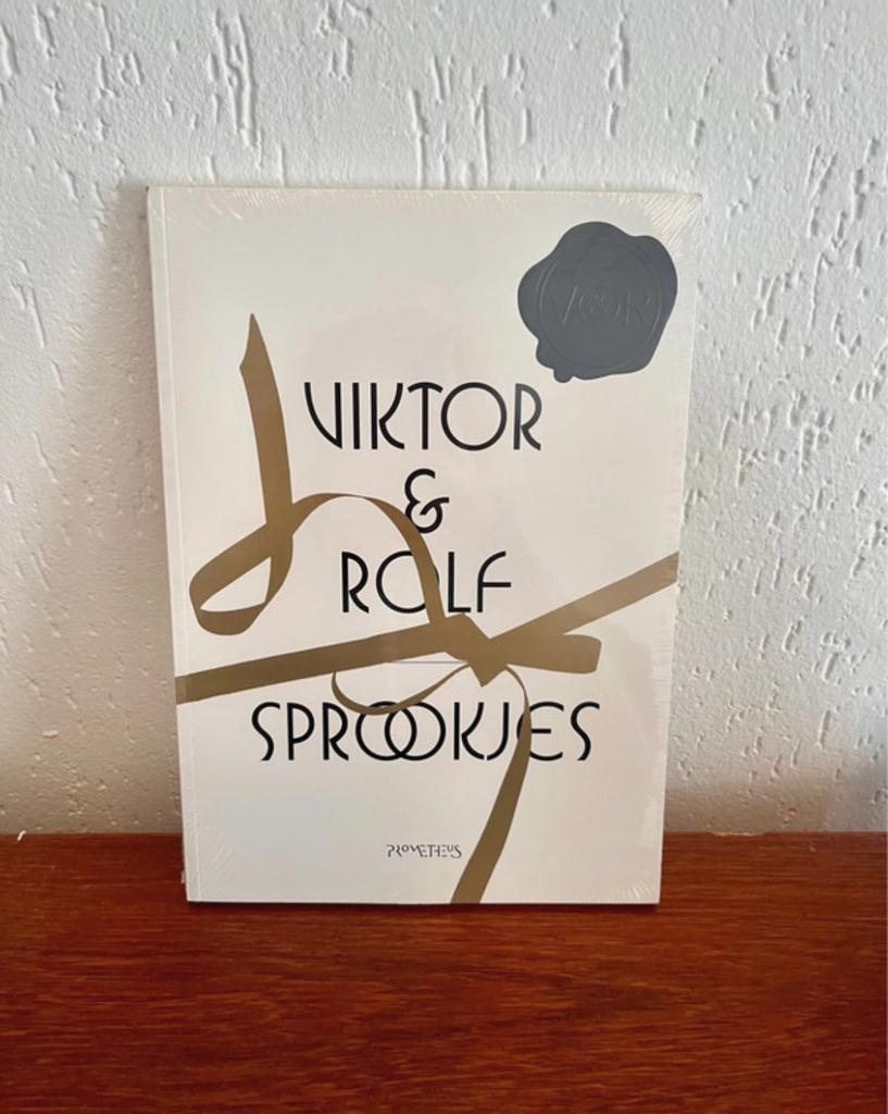 Viktor & Rolf Sprookjes - Nieuw Boek, Boeken, Ophalen of Verzenden, Nieuw