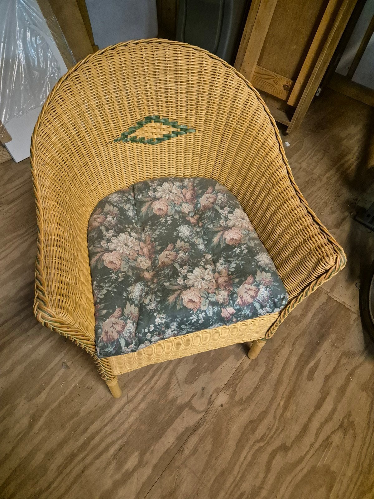 Rotan rieten vintage stoel met kussen, Ophalen, Gebruikt, Bruin, Riet of Rotan
