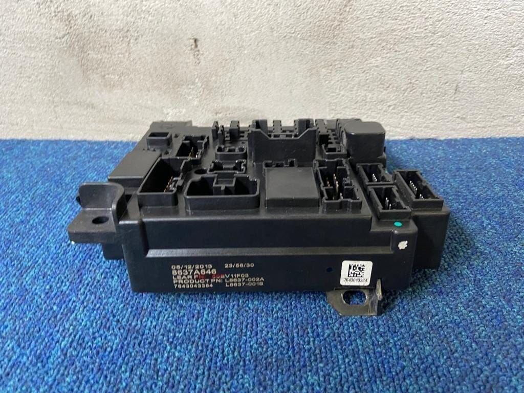 Mitsubishi ASX/Citroën C4 Aircorss Zekeringenkast, Auto-onderdelen, Gebruikt, -, -, Mitsubishi
