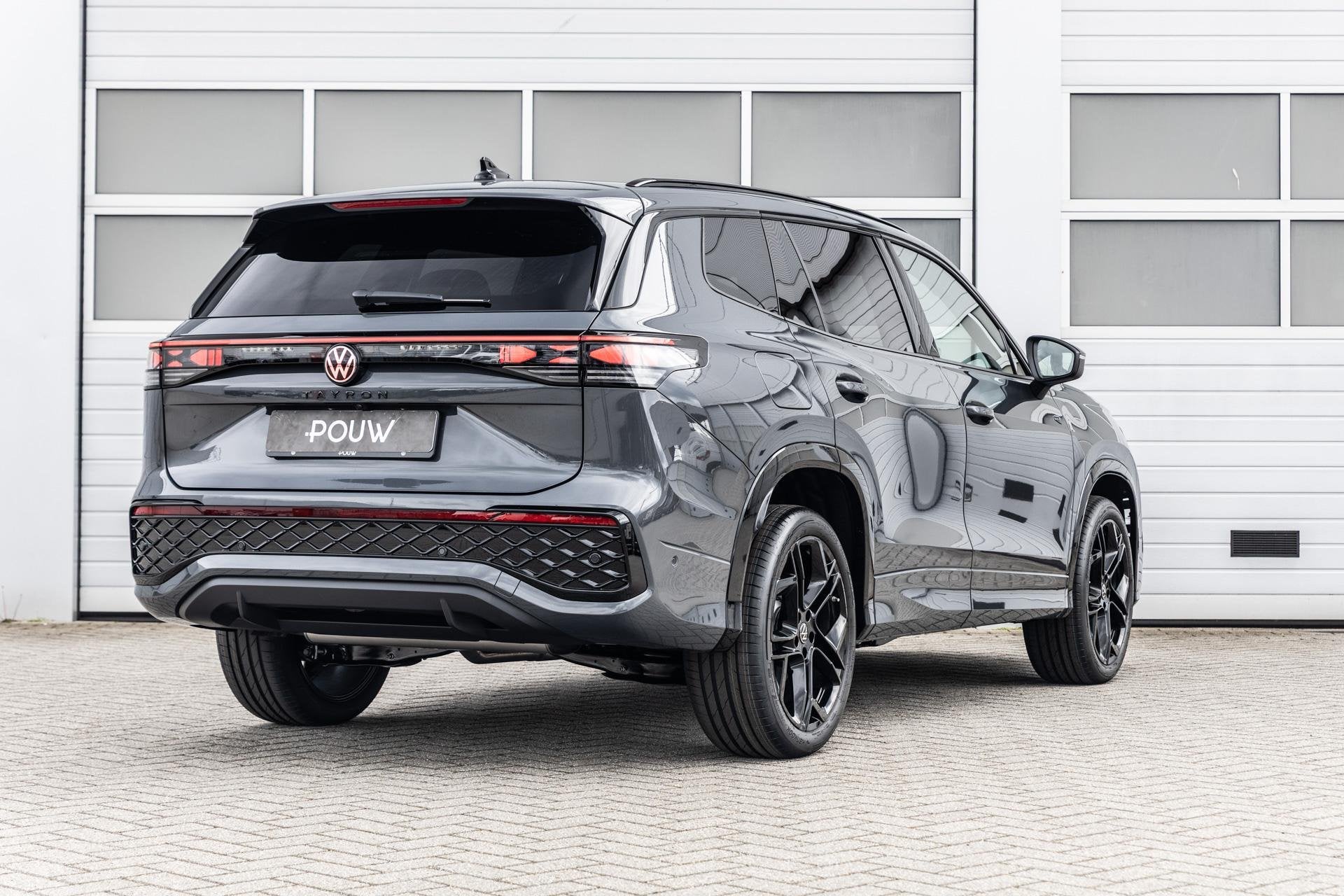 Volkswagen Tayron 1.5 eHybrid 204pk R-Line Edition | 20" Vel, Auto's, Volkswagen, 12 maanden, Stof, 1498 cc, 4 cilinders