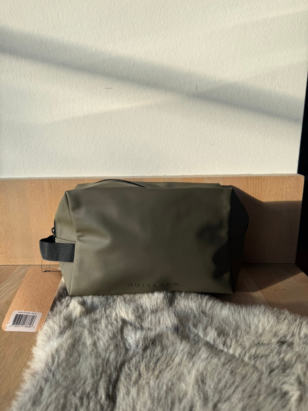 Suitkees toilettas – khaki– nieuw met label, Ophalen of Verzenden, Nieuw, Groen, Heer of Dame