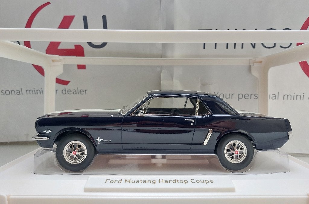 Norev 1:18 Ford Mustang Hardtop Coupe 1965 donkerblauw, Ophalen of Verzenden, Nieuw, Auto, Norev