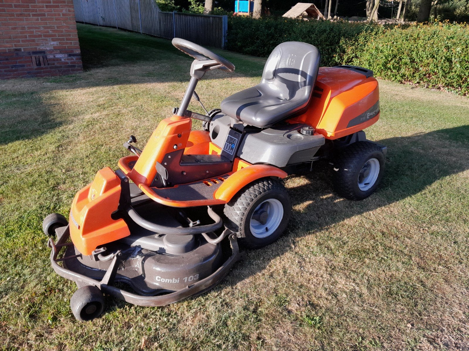 Husqvarna rider r16c 103 combi, Tuin en Terras, Zitmaaiers, Ophalen of Verzenden, Gebruikt