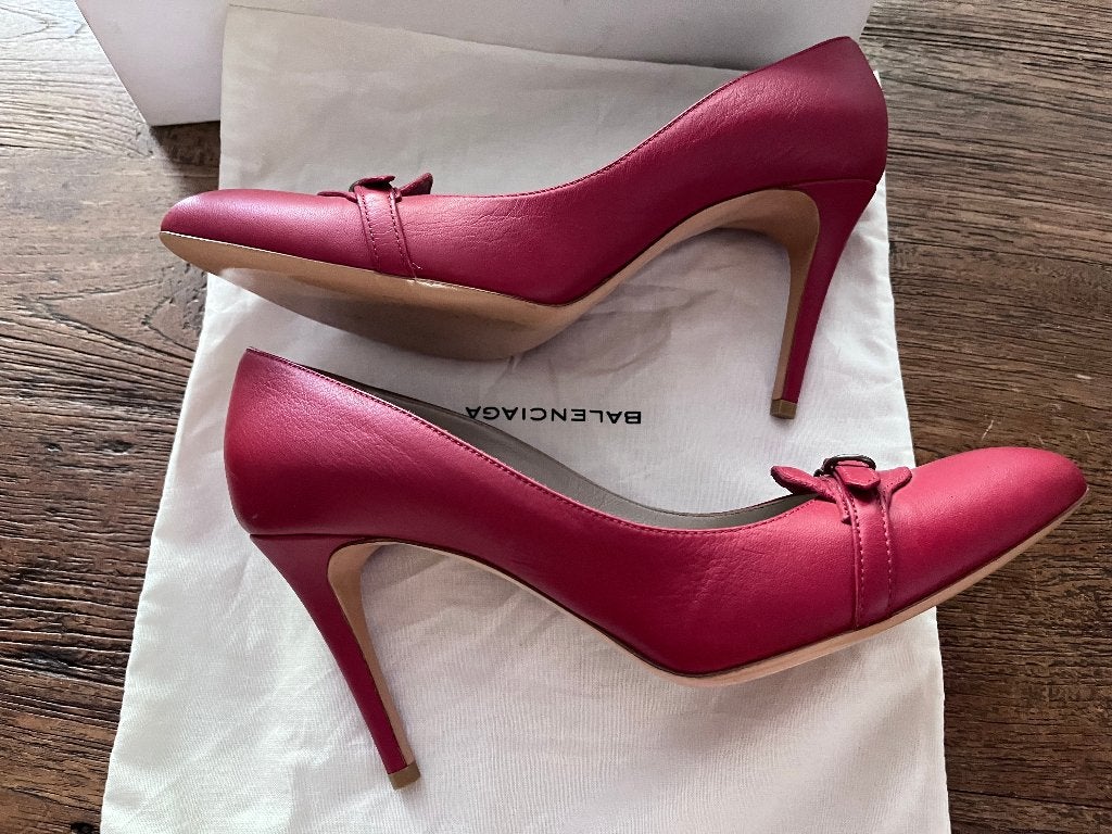 Prachtige Balenciaga pumps maat 41, Balenciaga, Pumps, Ophalen of Verzenden, Zo goed als nieuw