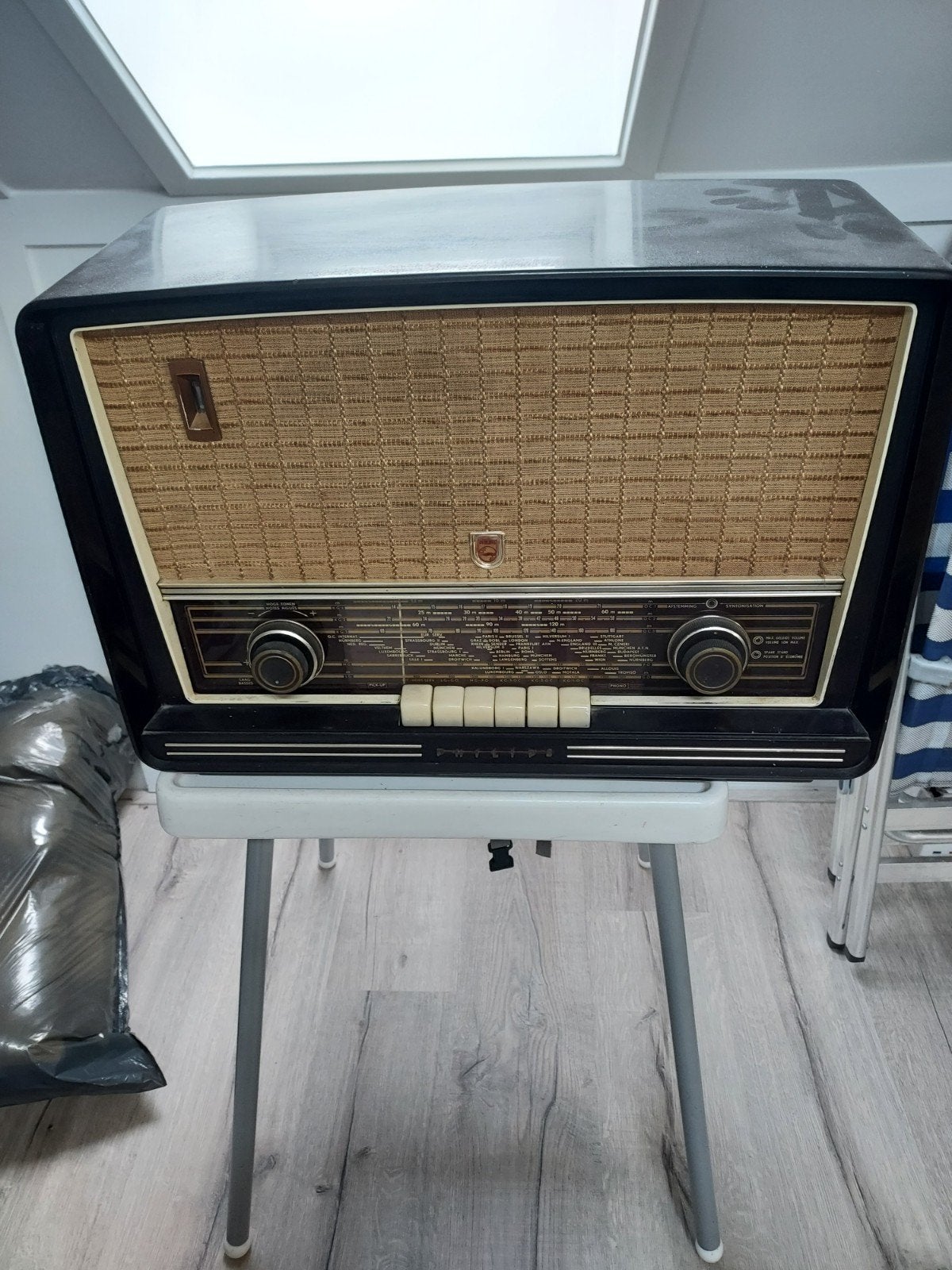 Philips 459B, Antiek en Kunst, Antiek | Tv's en Audio, Ophalen