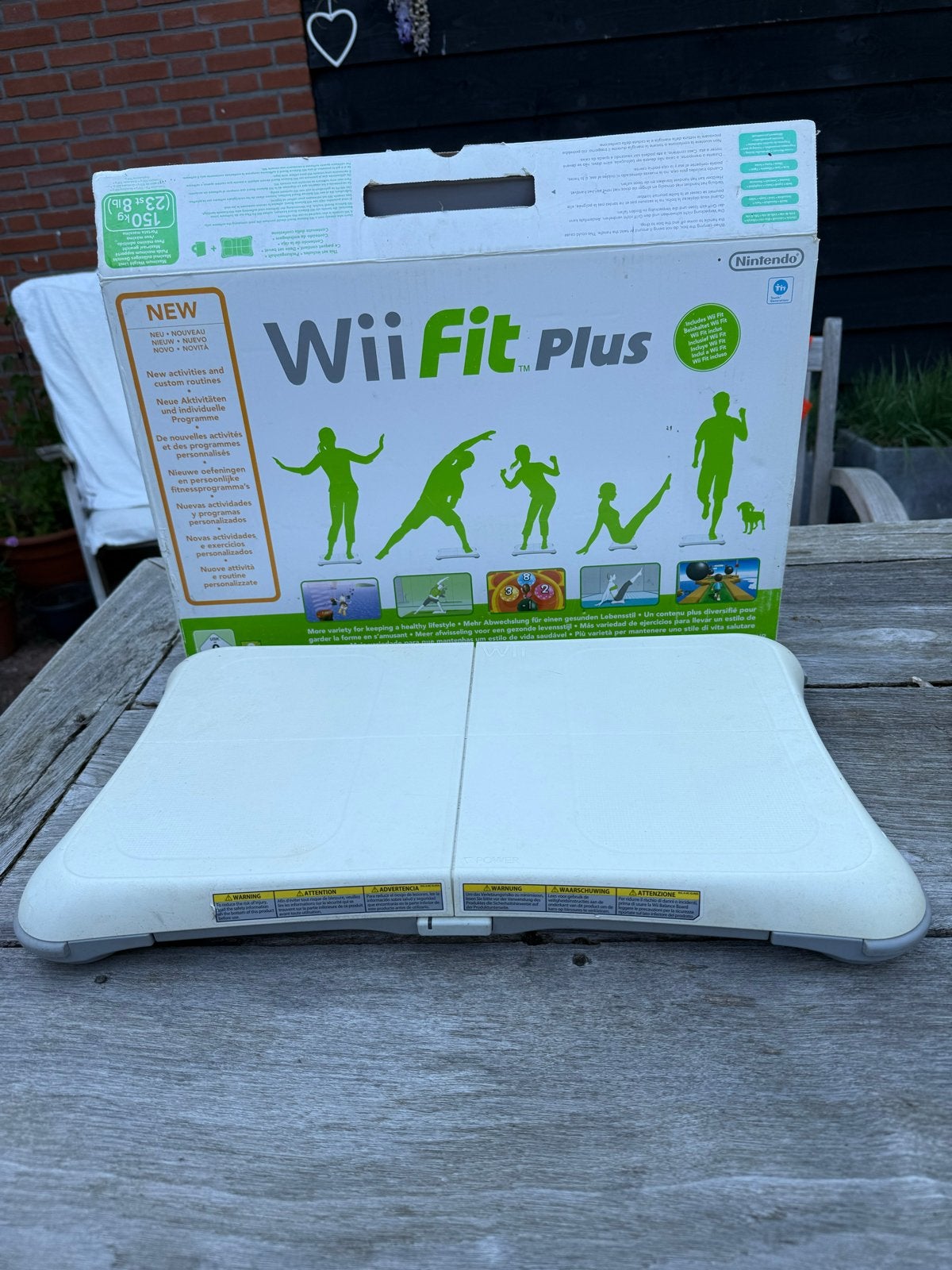 GRATIS Wii Fit Plus Balance Board in originele verpakking, Ophalen, Zo goed als nieuw, Zonder controller, Met Balance Board