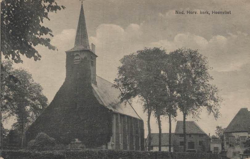 Heenvliet Ned.Herv. Kerk ca 1920-25, Verzamelen, Ansichtkaarten | Nederland, Verzenden, 1920 tot 1940, Gelopen, Zuid-Holland