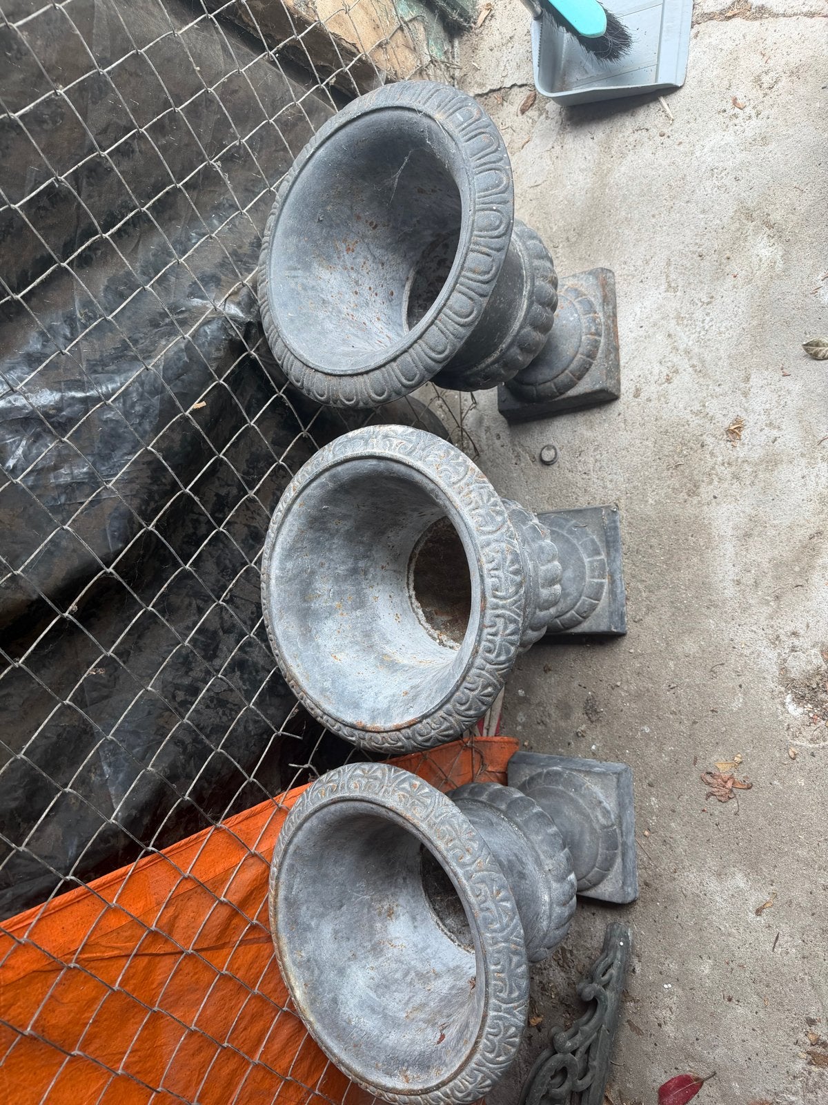 Set van 3 ijzeren potten - per stuk of als set te koop, Gebruikt, Rond, Metaal, Tuin