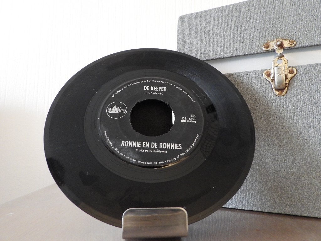 Ronnie En De Ronnies – De Keeper - Achelse kluis 1969, Ophalen of Verzenden, Gebruikt, Pop