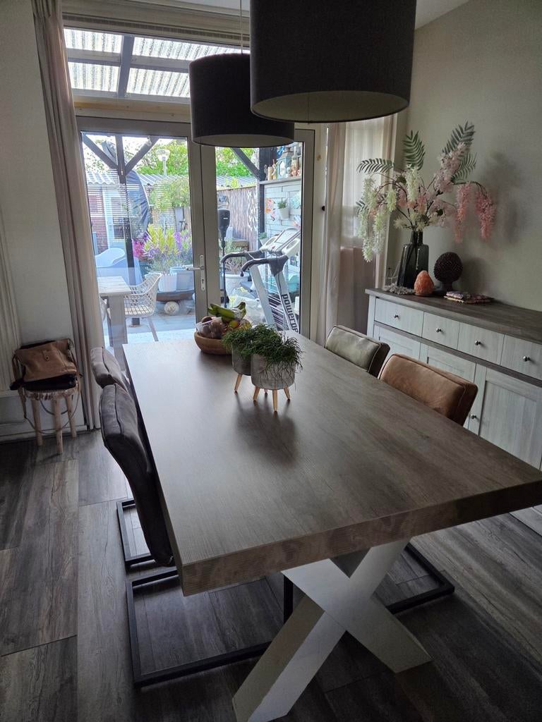 Mooie eettafel, Huis en Inrichting, Tafels | Eettafels, Ophalen