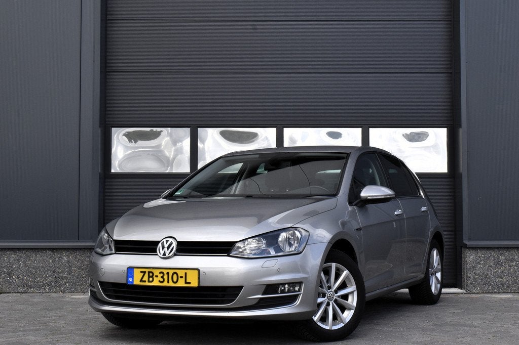 Volkswagen Golf 1.2 TSI Highline Lounge Carplay - Cruise - C, Stof, Gebruikt, 4 cilinders, 620 kg