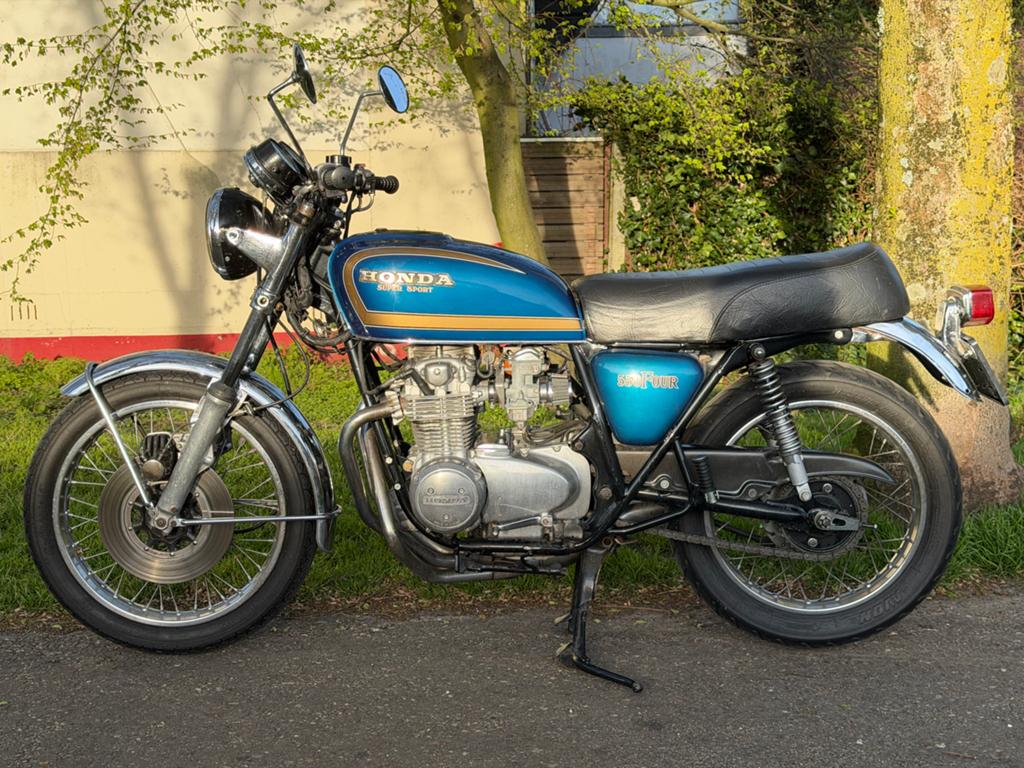 Honda CB550 Four (1978 - 64928 km), 4 cilinders