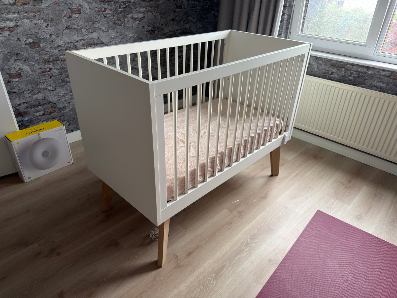 Kidsmill witte ledikant (incl. matras), Kinderen en Baby's, Babywiegjes en Ledikanten, Ophalen, Gebruikt, Ledikant