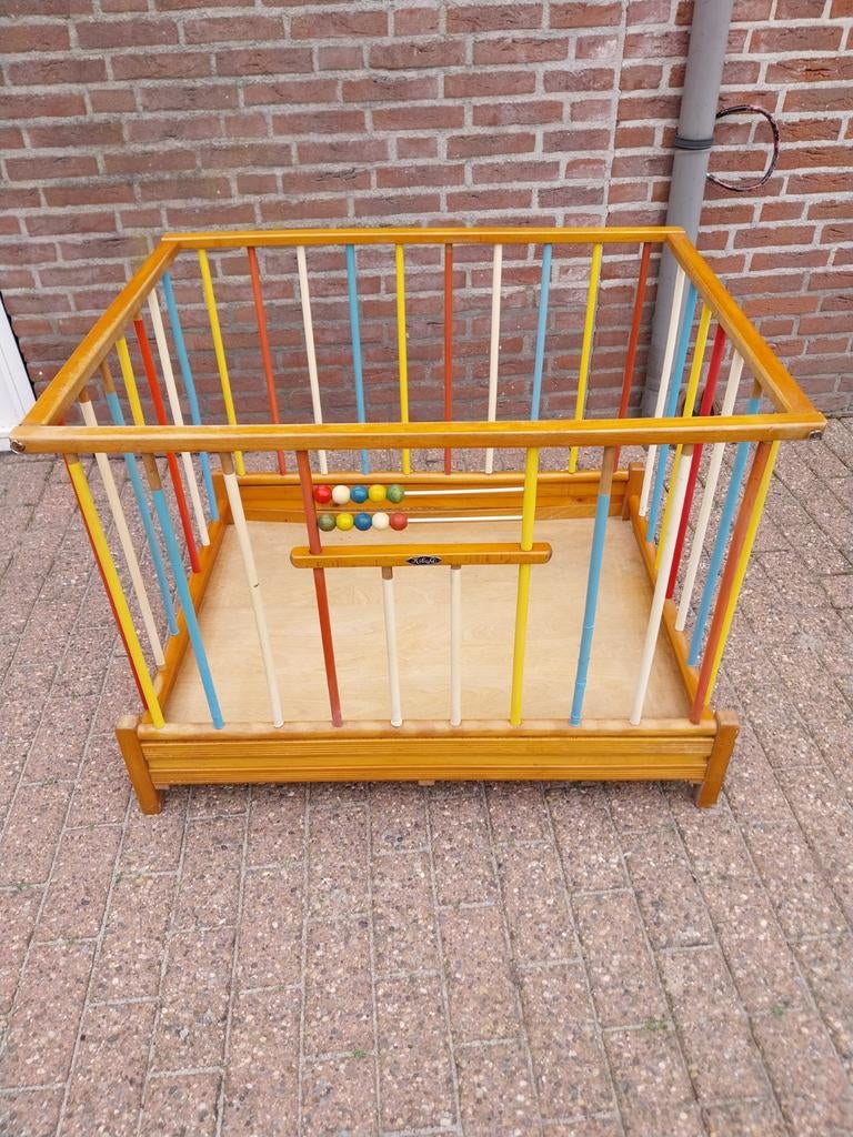 Vintage Houten Box KIBOFA met Kleurrijke Spijlen, Ophalen of Verzenden, Gebruikt, Vierkant