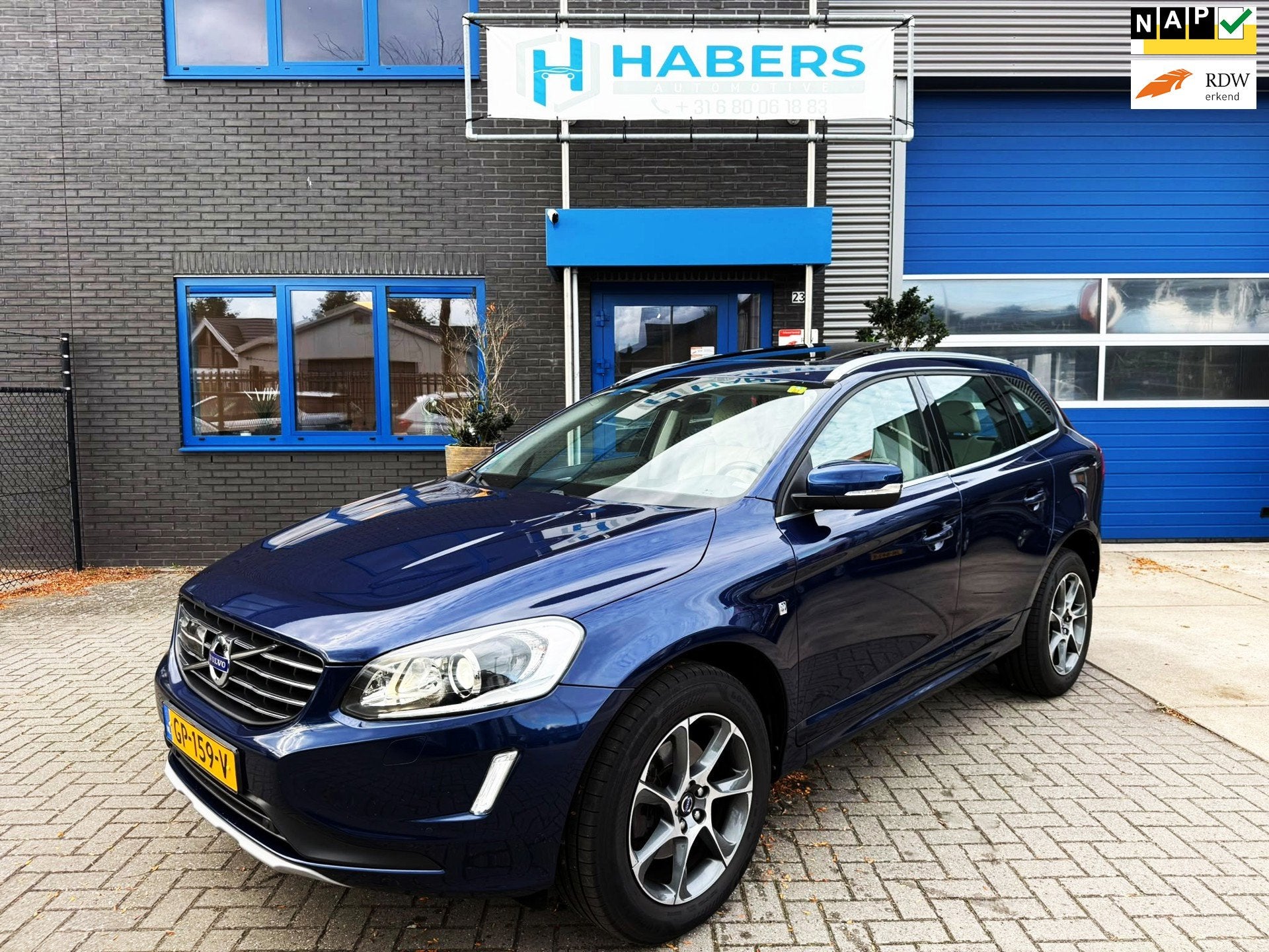 Volvo XC60 2.0 T5 FWD Ocean Race 245PK|NL Auto|Navi|AUT|Adap, Auto's, Dealer onderhouden, 15 km/l, Gebruikt, 4 cilinders