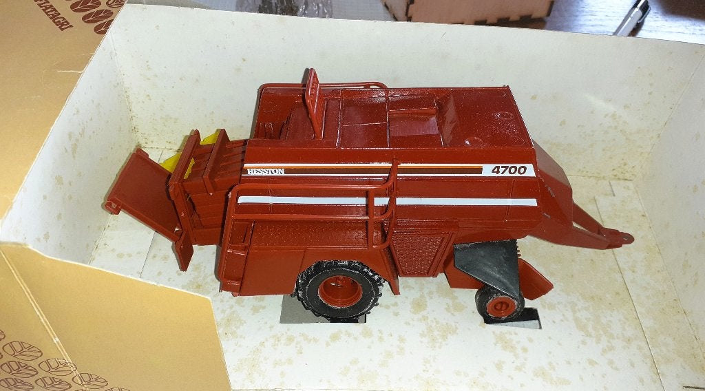 Hesston 4700 balenpers - ROS, Ophalen of Verzenden, Zo goed als nieuw, Tractor of Landbouw, Overige merken