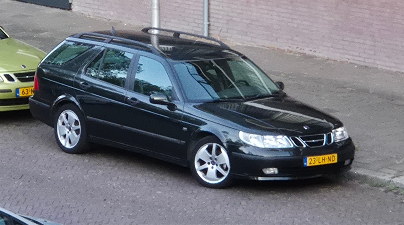 GEZOCHT instructieboekje Saab 9-5 modeljaar 2003, Auto diversen, Handleidingen en Instructieboekjes, Ophalen of Verzenden