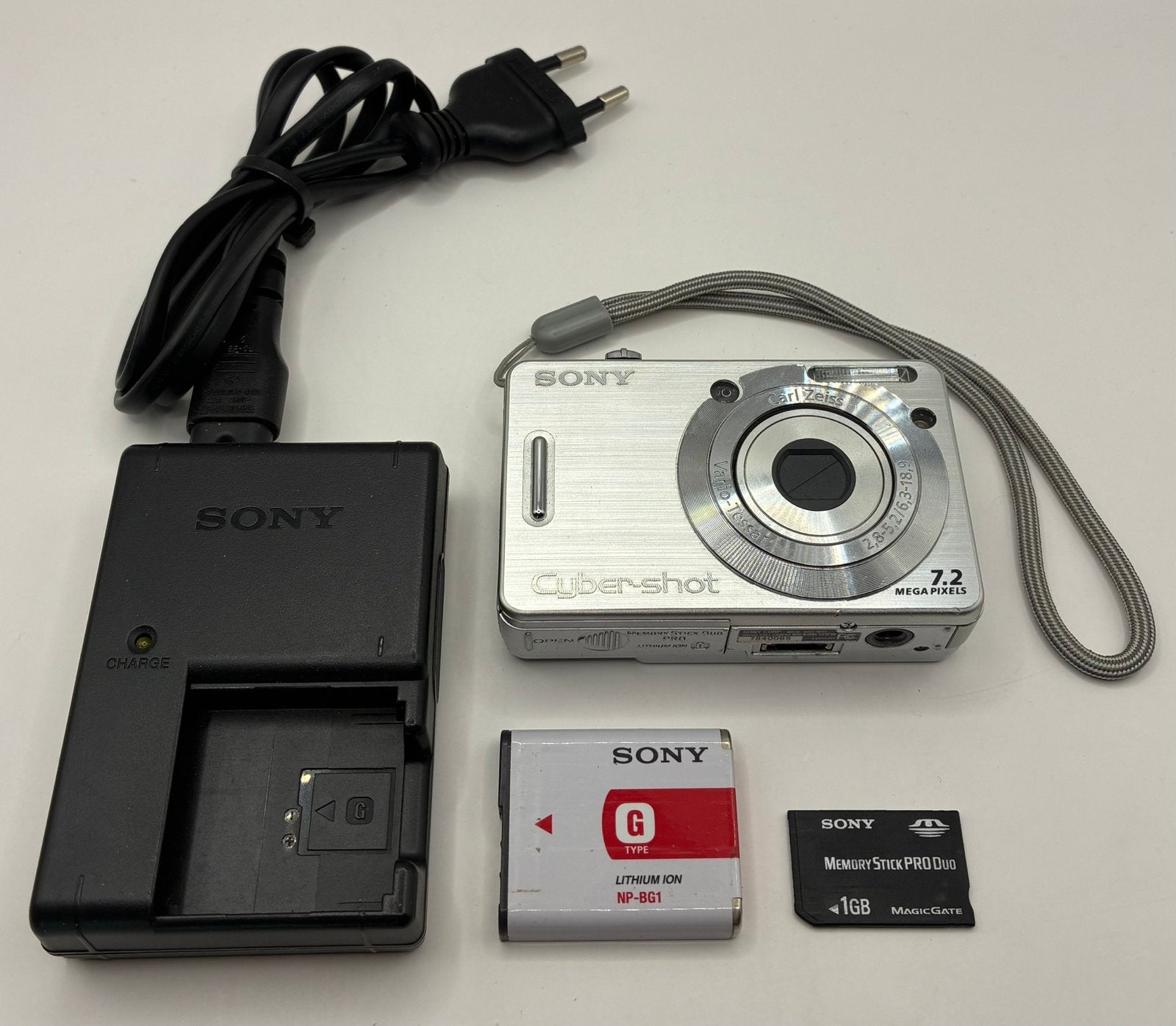 Sony Cyber-shot DSC-W55 - compact camera, Ophalen of Verzenden, Zo goed als nieuw, Sony, 8 keer of meer