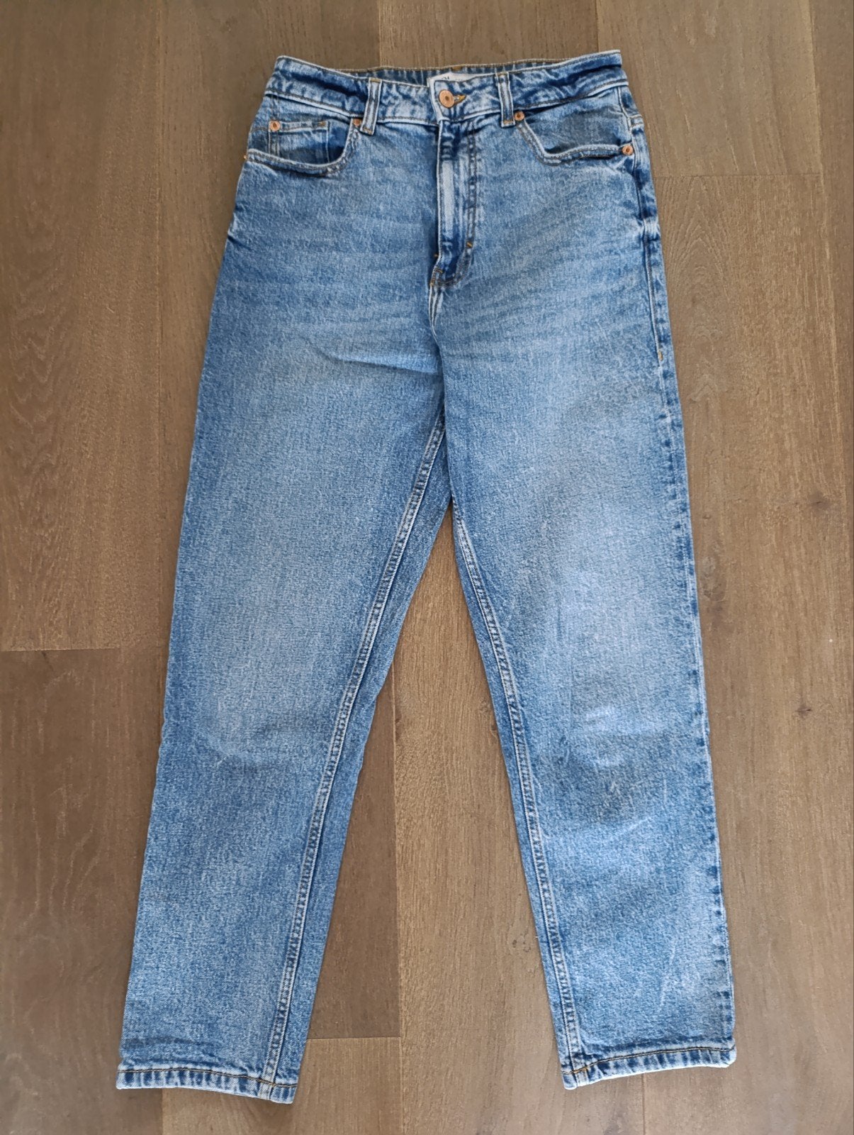 Zara Mom Fit Jeans - Maat M/38 - Nieuw en Ongedragen, Blauw, Zara, Nieuw, Ophalen of Verzenden
