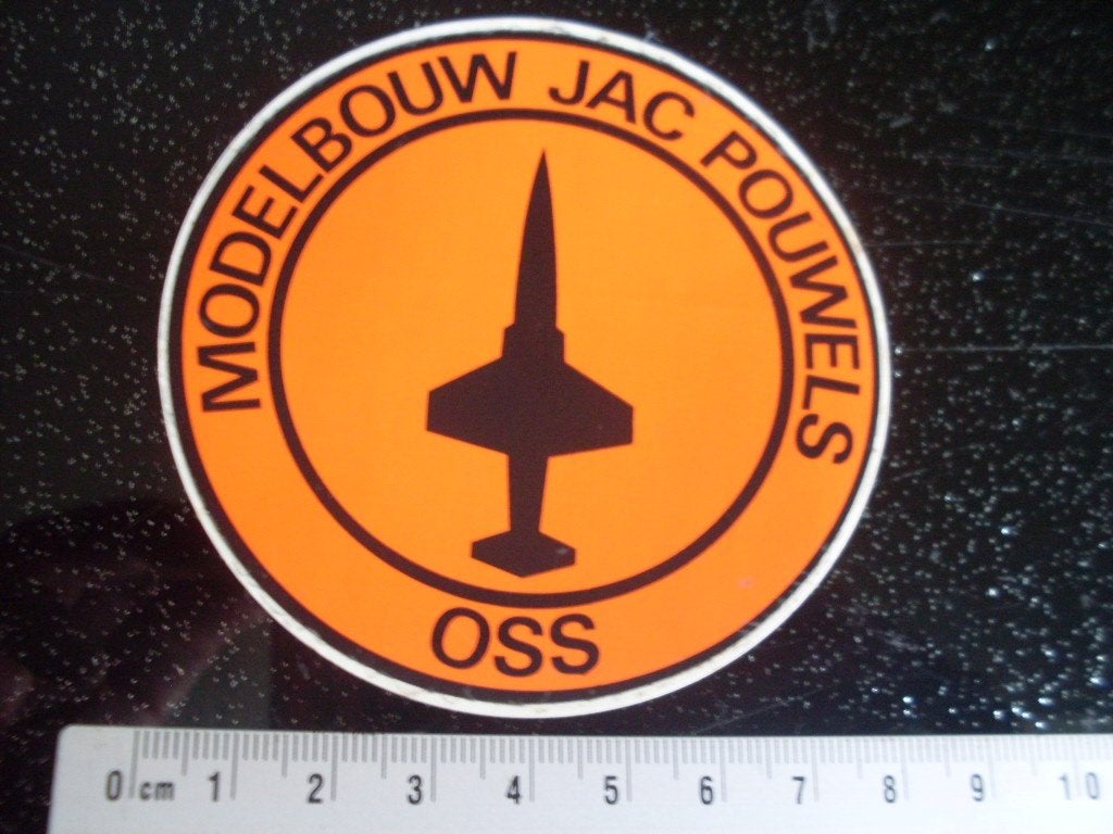 sticker modelbouw Jac Pouwels oss logo, Verzamelen, Verzenden, Zo goed als nieuw, Bedrijf of Vereniging