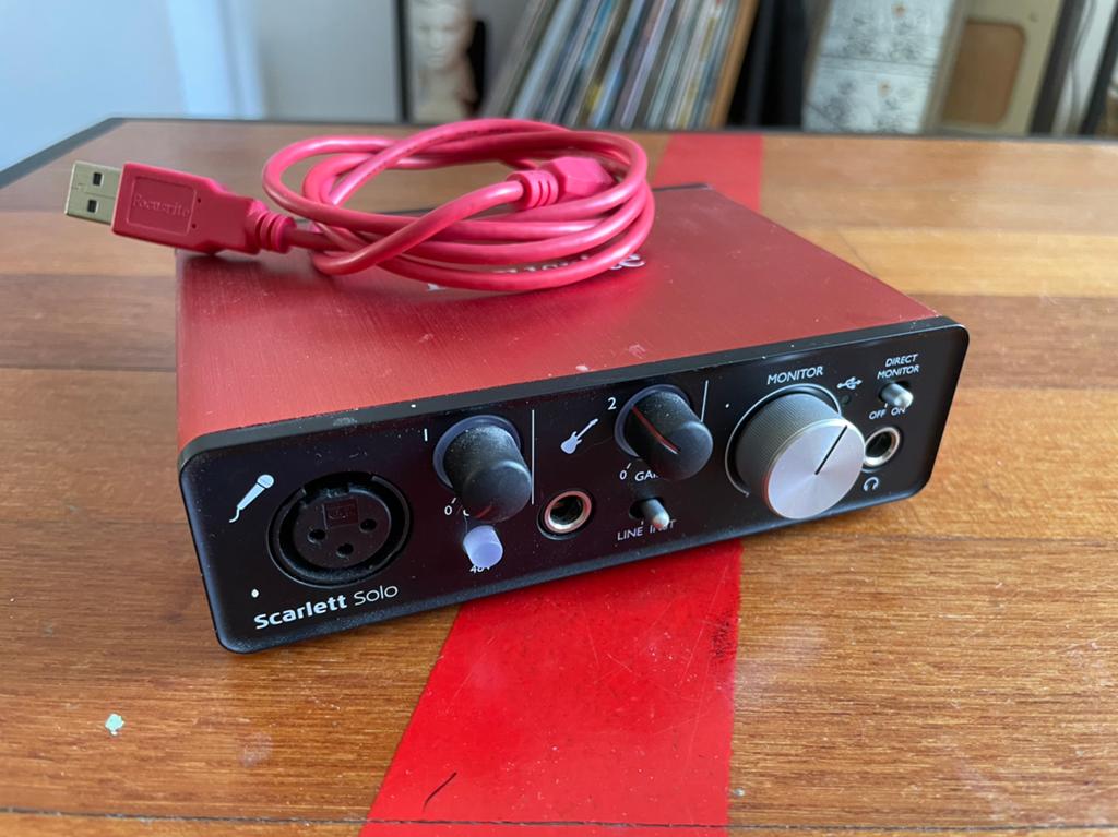 Focusrite Scarlett Solo 2nd Gen Audio Interface, Ophalen of Verzenden, Zo goed als nieuw
