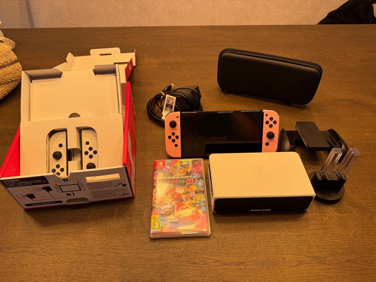 Nintendo Switch OLED - Zo goed als nieuw met Mario Kart 8