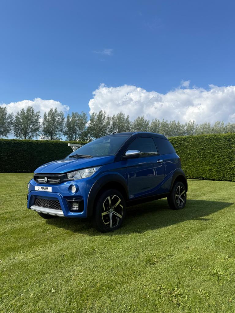 Aixam blauw, 2023 1000 km, Auto's, Aixam, Particulier, Diesel, Blauw, Leder, Voorwielaandrijving, Onderhoudsboekje, Ophalen