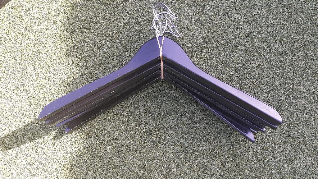10 Houten Kleding Hangers Zwart, Ophalen of Verzenden, Zo goed als nieuw, Hout