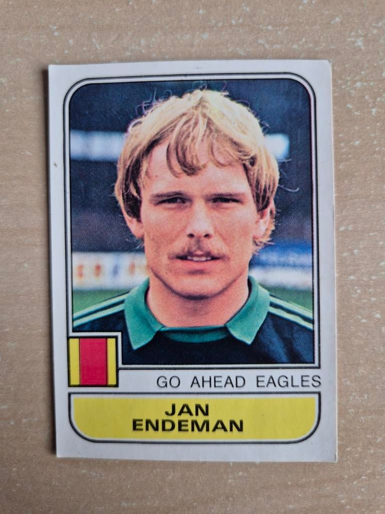 Panini Voetbal 82 Jan Endeman Go Ahead Eagles, Ophalen of Verzenden, Zo goed als nieuw, Overige binnenlandse clubs, Poster, Plaatje of Sticker