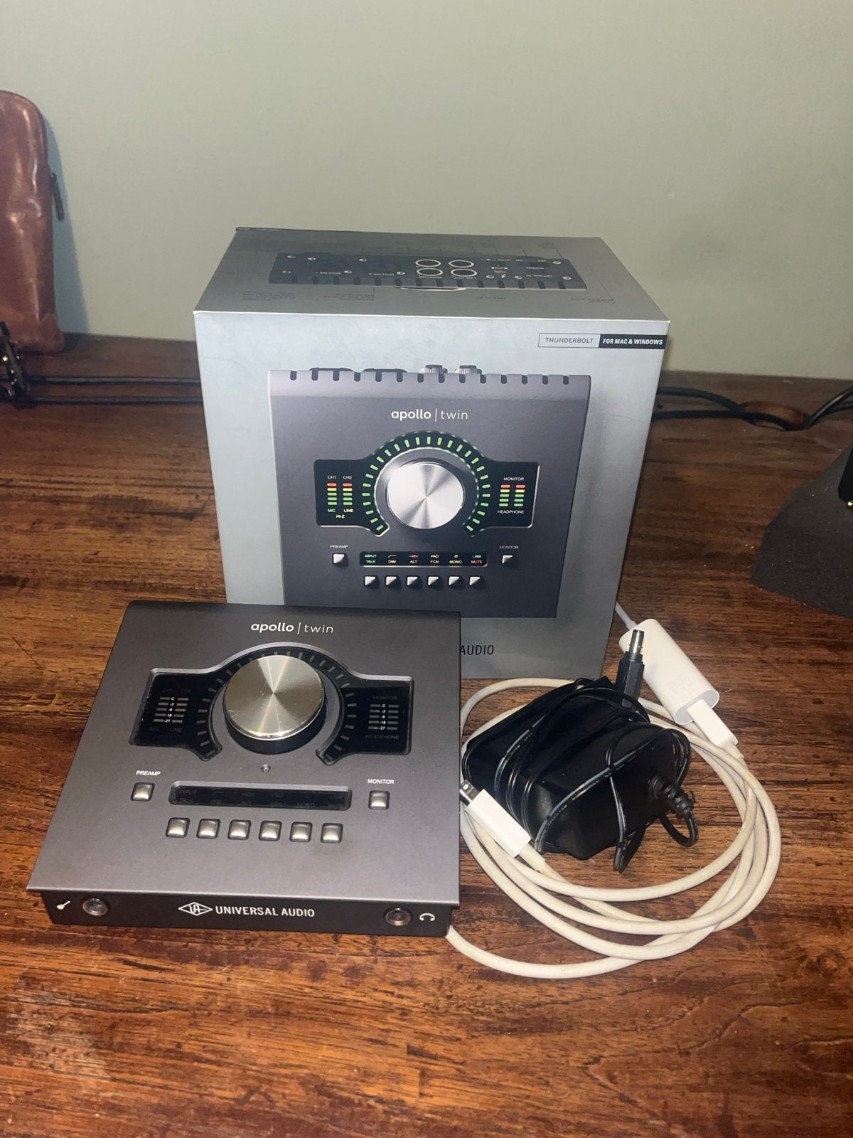 UAD Apollo Twin Audio Interface met originele doos en kabels, Ophalen of Verzenden, Zo goed als nieuw