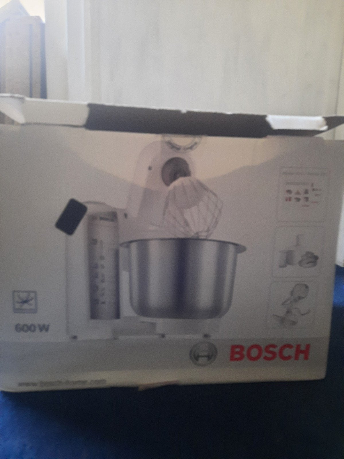 Bosch Keukenmachine 600W -, 3 tot 4 liter, Ophalen of Verzenden, Zo goed als nieuw, 3 snelheden of meer