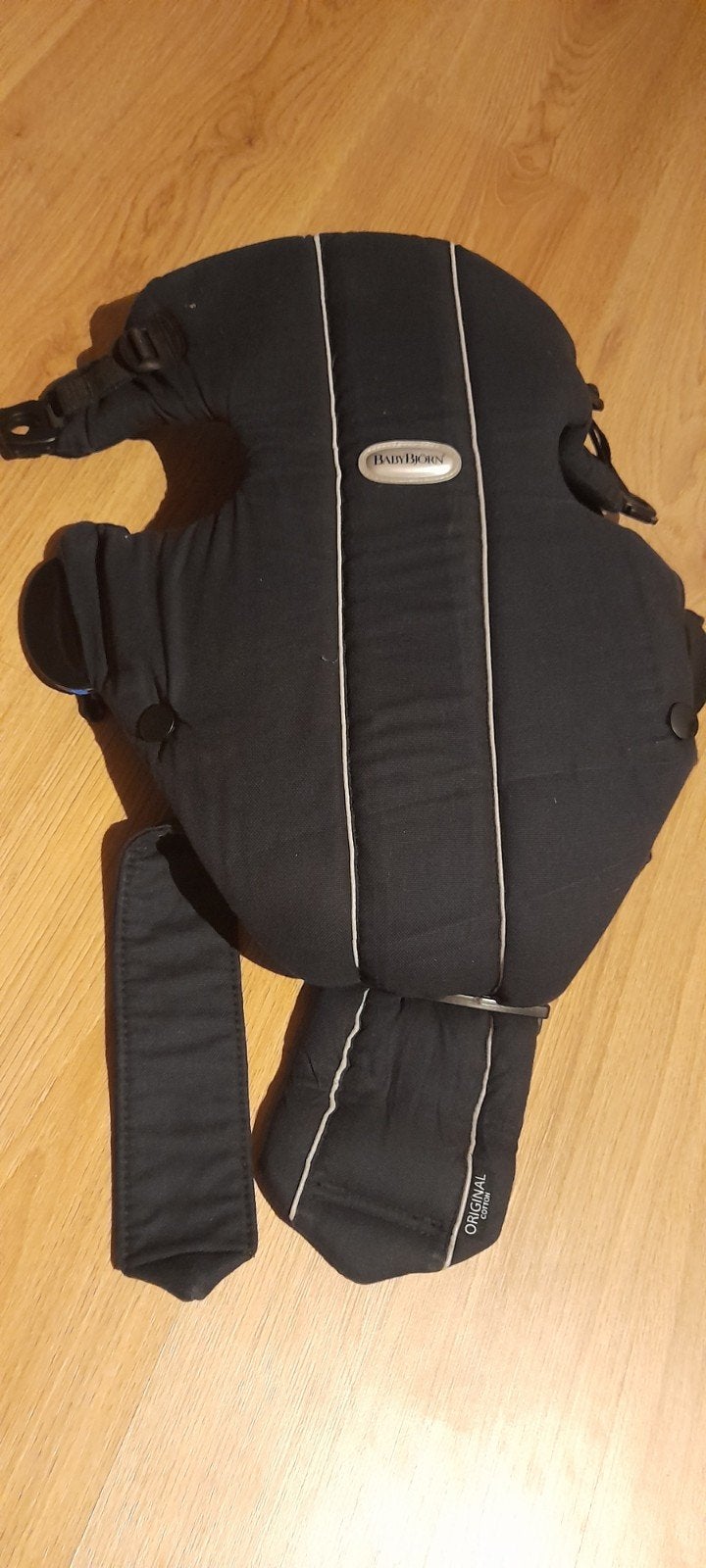 Mooie BabyBjorn draagzak - Zwart, Gebruikt, Buik of Rug, Ophalen of Verzenden, Baby Björn