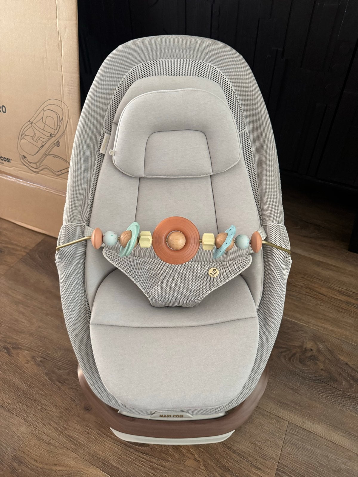 Maxi Cosi Dove Pro Bouncer incl speelboog - Zgan, Ophalen of Verzenden, Zo goed als nieuw