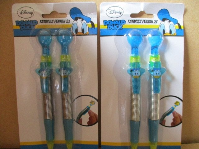 adv10252 donald duck katapult pennen, Verzamelen, Ophalen, Donald Duck, Zo goed als nieuw, Pen, Potlood of Stift