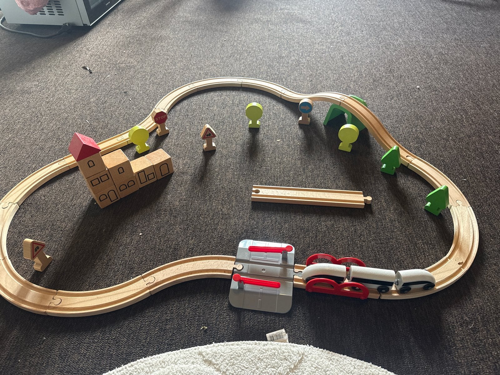 Houten treinbaan met accessoires en trein, Ophalen, Gebruikt, Rij- of Hobbelspeelgoed