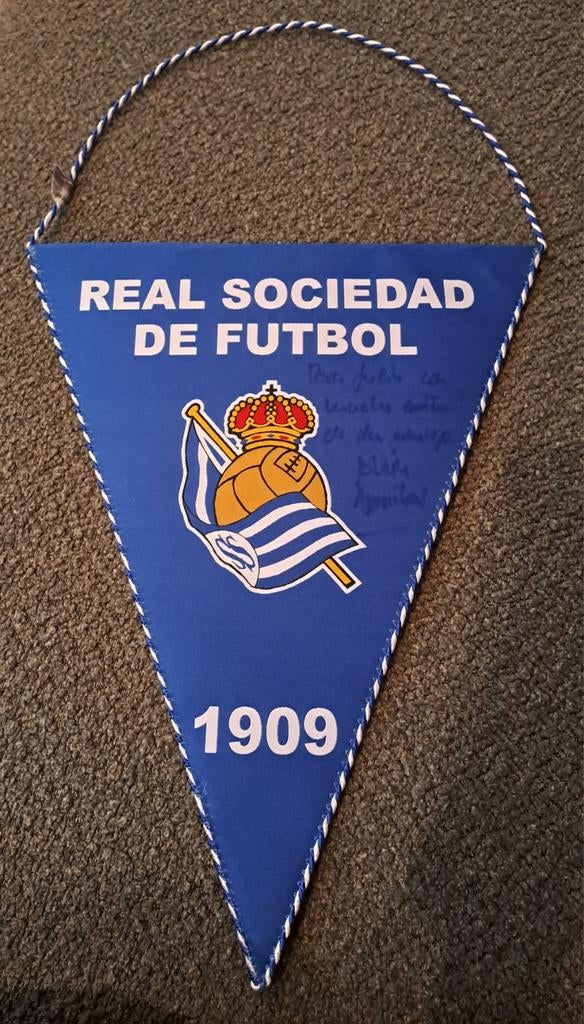 Mooie vaan Real Sociedad de Futbol 1909, Ophalen of Verzenden, Buitenlandse clubs, Vaantje of Sjaal
