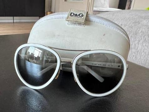 Dolce Gabbana dames zonnebril, Ophalen of Verzenden, Zo goed als nieuw, Bruin, Dolce & Gabbana