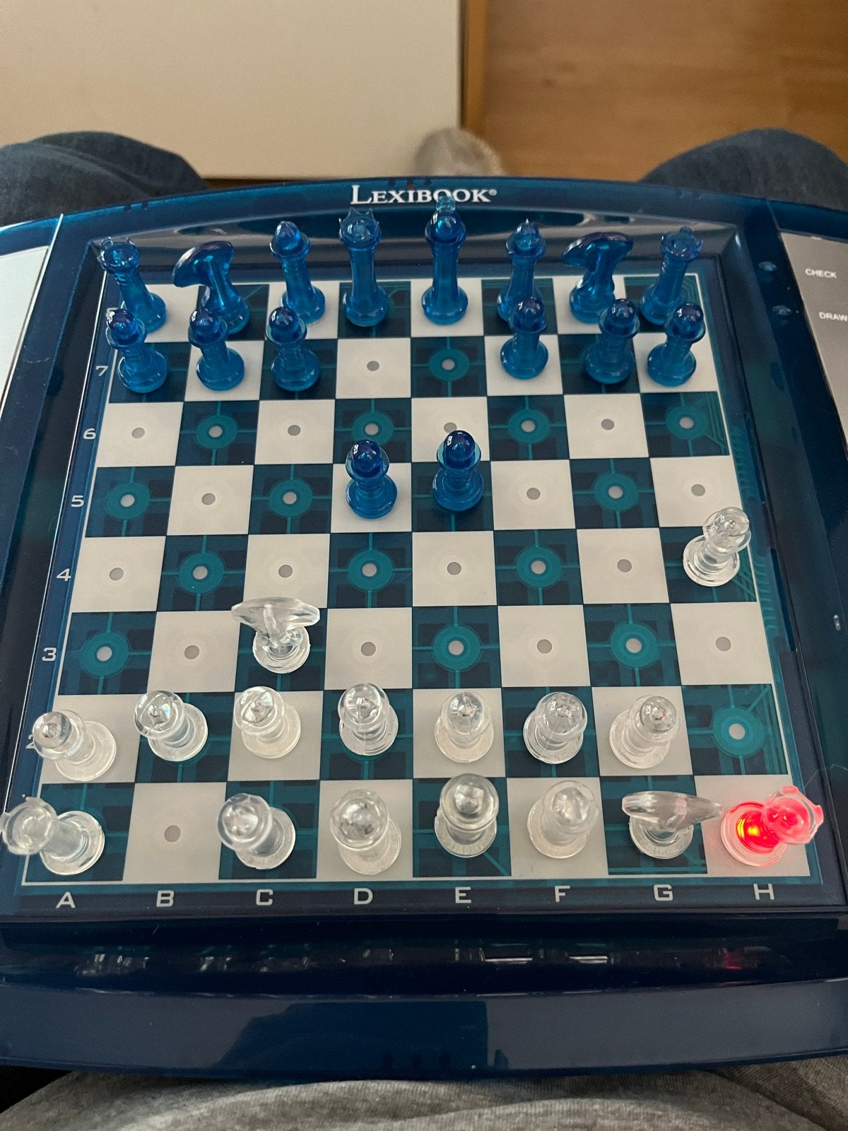 Lexibook Schaakcomputer met Licht - Elektronisch Schaakspel, Een of twee spelers, Verzenden, Gebruikt