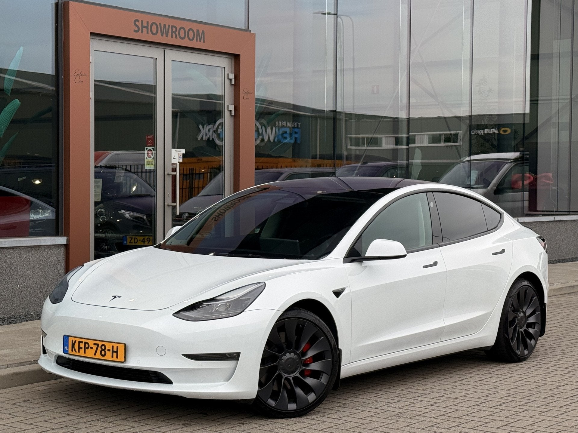 Foto 3 van Tesla Model 3 Long Range AWD Dual Motor 75 kWh | ACC | Panor