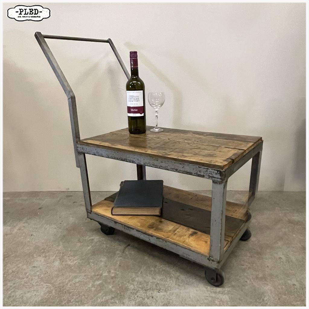 Oude fabriekstrolleys bijzettafels Tafeltje, Ophalen, Minder dan 45 cm, Minder dan 55 cm, Gebruikt
