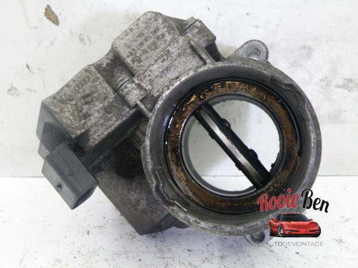 Gasklephuis van een Volkswagen Golf, Gebruikt, -, Volkswagen, -