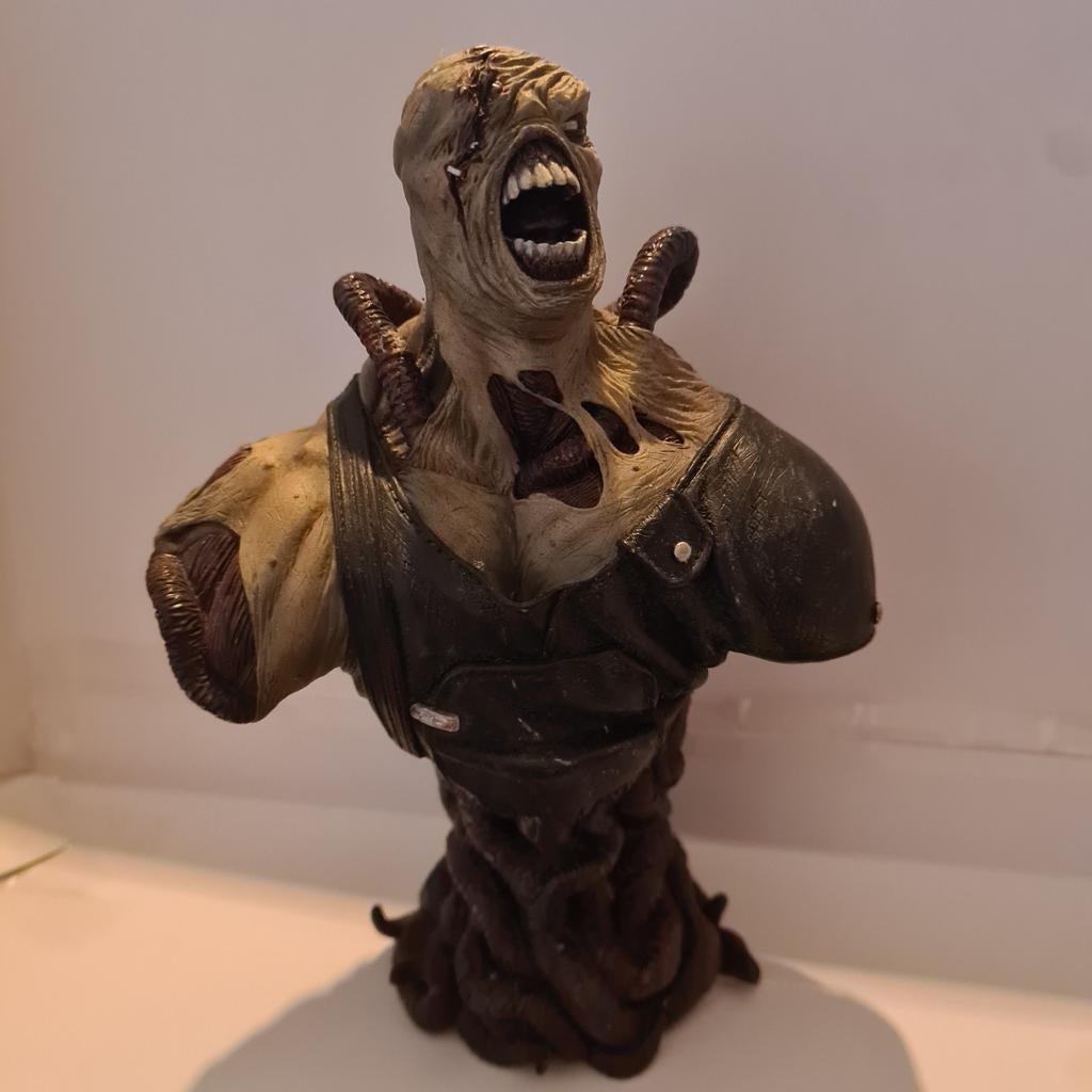 Buste Nemess van resident Evil  3, Ophalen of Verzenden, Zo goed als nieuw, Fantasy