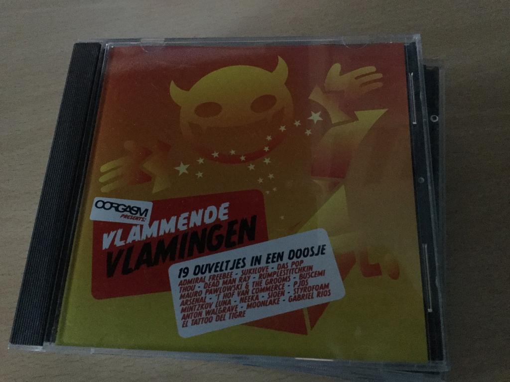 Vlammende Vlamingen-Oorgasm uitgave. Supercd., Ophalen of Verzenden, Zo goed als nieuw, Pop