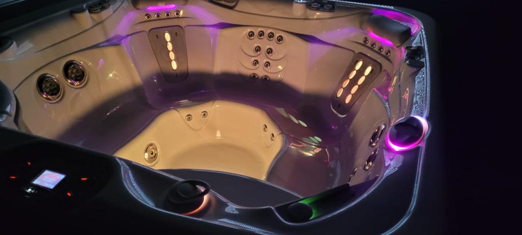 Hotspring jacuzzi Vanguard, Tuin en Terras, Ophalen of Verzenden, Zo goed als nieuw